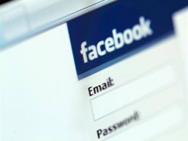 Un estudiante va contra Facebook por datos personales