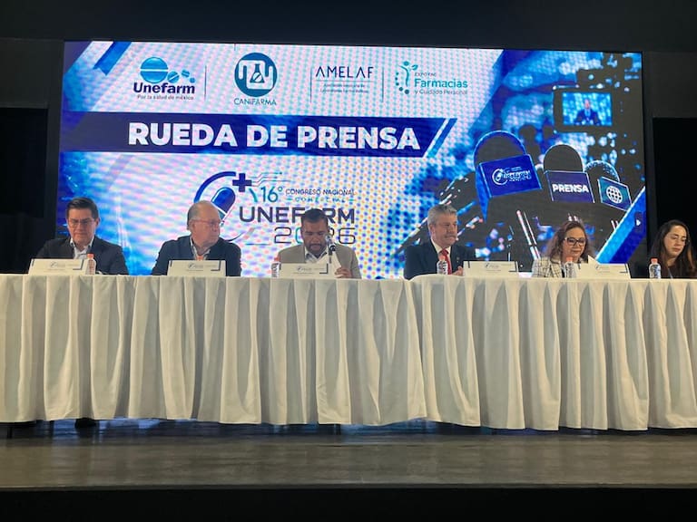 El abasto de medicamentos presenta problemas en determinadas zonas del país, principalmente en el mercado público, mientras la industria estima un crecimiento de entre 5 y 7% para el mercado privado durante 2026.