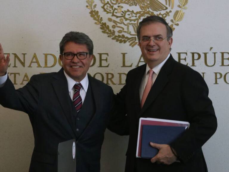 Monreal se suma a Ebrard en demandar piso parejo