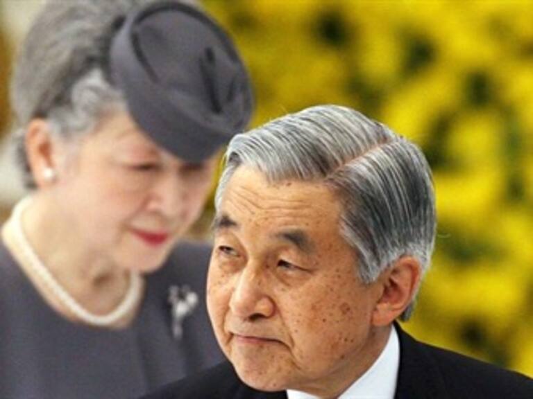 Piden emperadores japoneses paciencia a damnificados