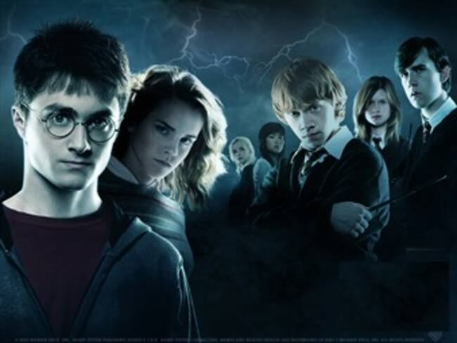 Marchan seguidores de 'Harry Potter' por calles del DF