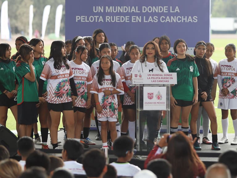 Rehabilitación y construcción de 300 canchas de futbol rumbo al Mundial 2026