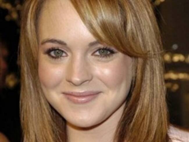 Anula juez orden de arresto contra Lohan