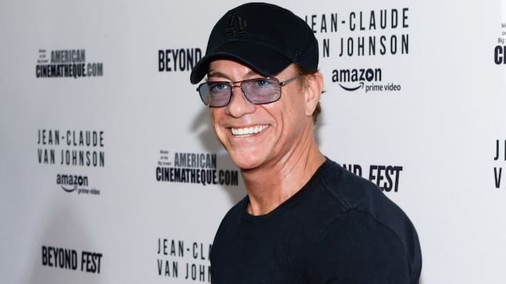 [Video] Jean-Claude Van Damme recrea baile de su famoso meme