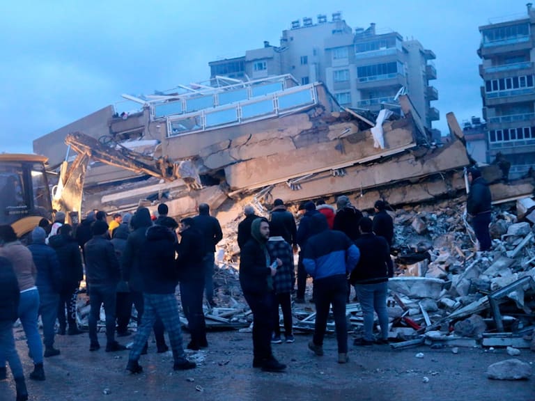 Terremoto de magnitud 7,8 sacudió este lunes el sur de Turquía.