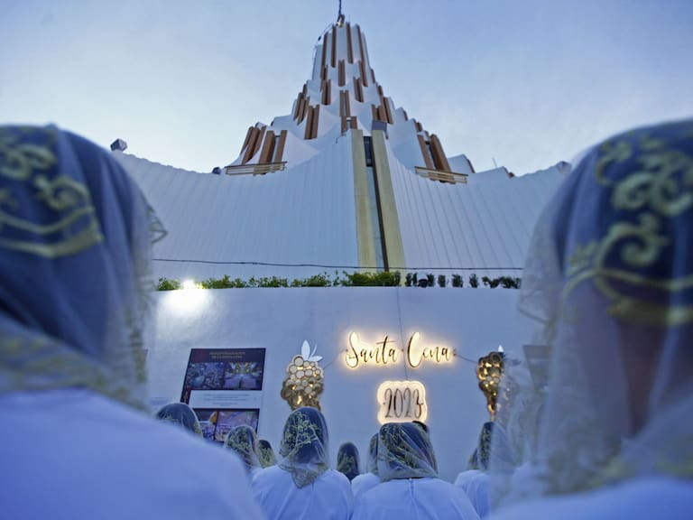 Sóchil Martín y Sharim Guzmán, exintegrantes de la congregación La Luz del Mundo, denuncian traición a su búsqueda de justicia tras décadas de abusos.