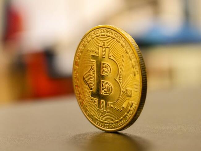 Cómo Empezar a Invertir en Criptomonedas: consejos y estrategias