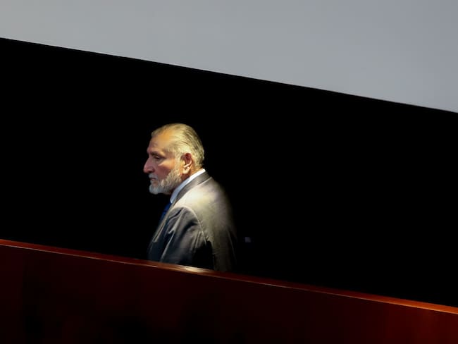 Adán Augusto reaparece tras dos semanas fuera del ojo público; se desvincula de escándalos de Hernán Bermúdez