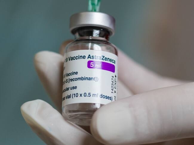 Aún es muy pronto para asociar la vacuna de AstraZeneca con trombosis