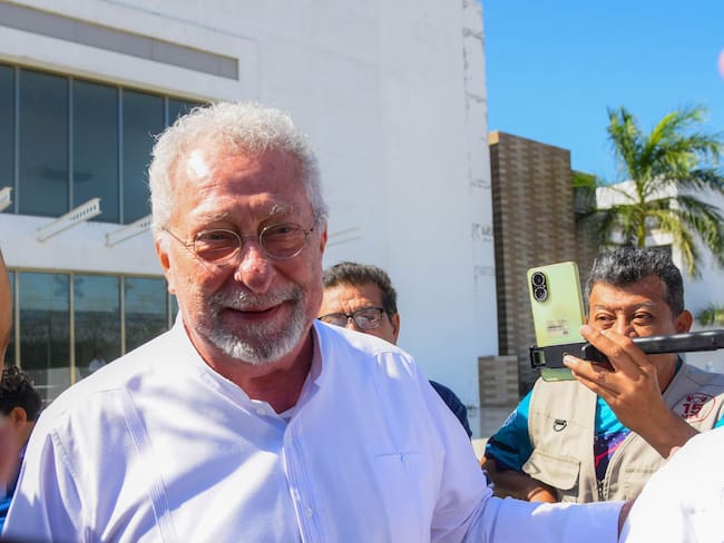 José Alberto Abud desmiente su regreso a la UAC y denuncia un montaje del Gobierno de Campeche