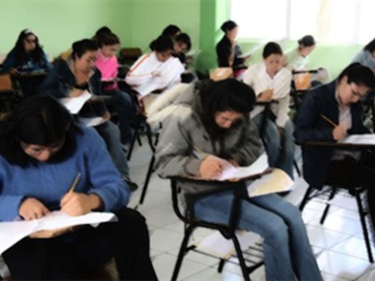 Tiene SNTE-Querétaro participación de 97% en examen magisterial