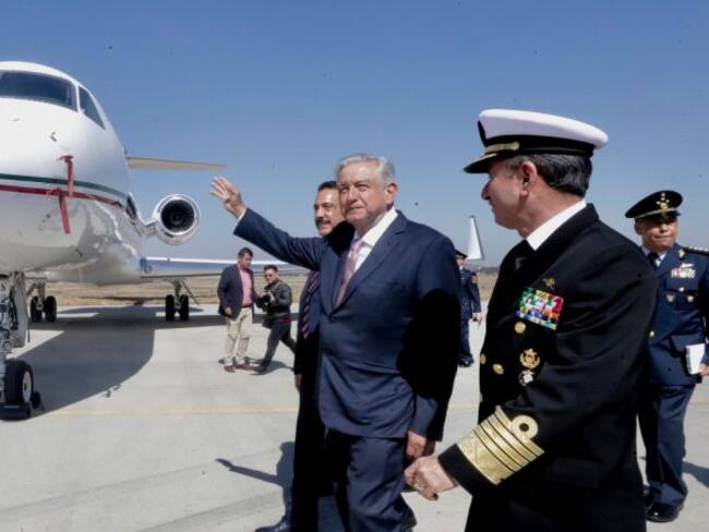 Sobrarán terrenos para resolver conflicto aéreo: AMLO