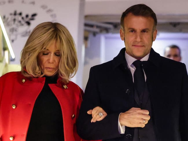 Trump se burla de Macron y revive el momento de la bofetada de su esposa Brigitte