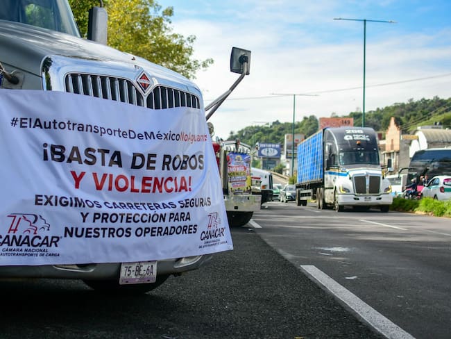 ¿Qué pasará con los bloqueos de transportistas? CONATRAM acuerda diálogo con Segob, pero CANACAR se ausenta