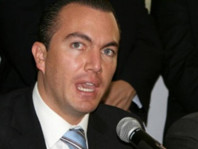 Pide Orvañanos licencia para buscar jefatura del GDF