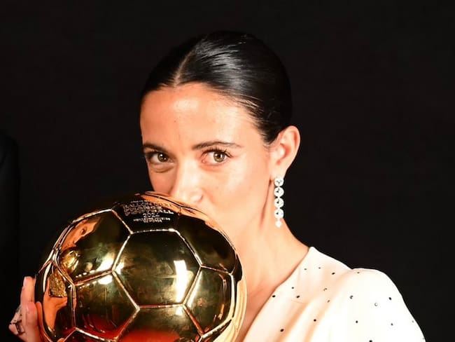 Aitana Bonmatí se lleva el Balón de Oro a casa