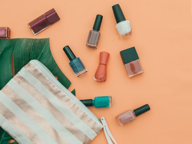 Diseños de uñas que dominarán agosto y marcarán la tendencia del cierre del verano