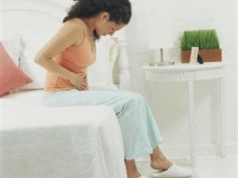 Yoga para el dolor del estómago. Enrique Cervantes, mestro de yoga. 13/01/13