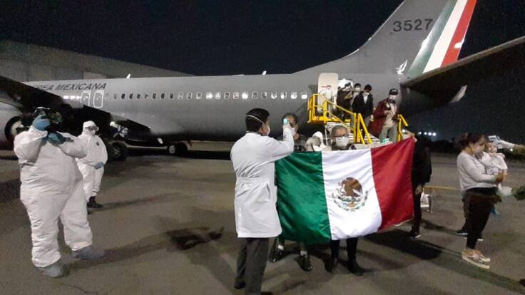 Arriban 280 mexicanos desde Argentina