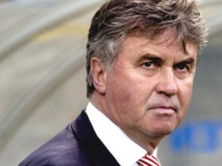 Guus Hiddink, nuevo director técnico del Chelsea