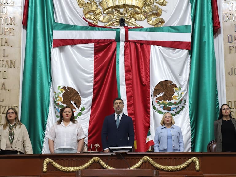 CIUDAD DE MÉXICO, 01FEBRERO2026.- La Mesa Directiva del Congreso de la capital encabezó la ceremonia de instalación que da inicio a un nuevo período ordinario de sesiones. FOTO: DANIEL AUGUSTO/ CUARTOSCURO.COM