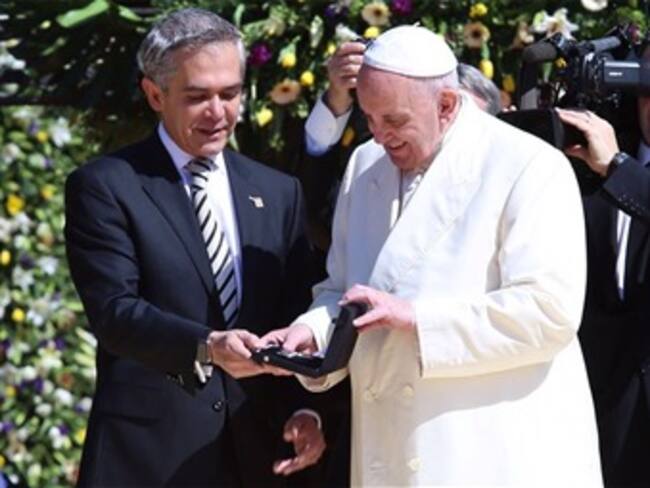 ¡El Papa Francisco recibe las llaves de la CDMX!
