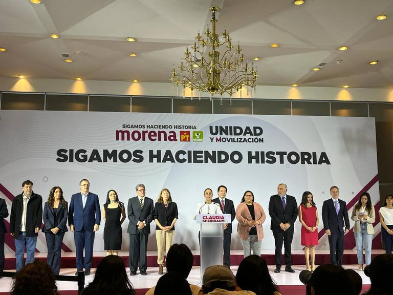 Presenta Sheinbaum su equipo de campaña