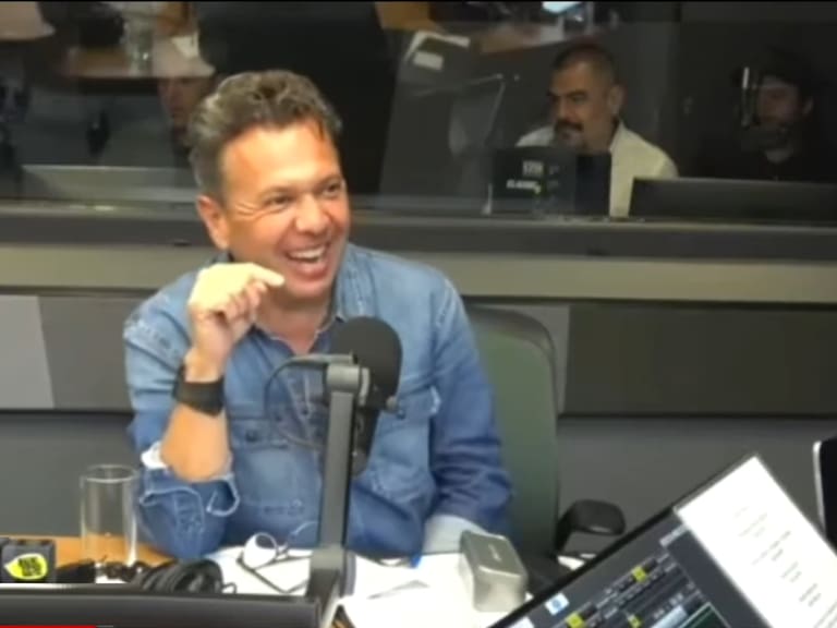 Si el gobernador de Jalisco no busca responsables del problema hídrico y de la terrible administración de la marcha, él es el único responsable, señaló el periodista y columnista Salvador Camarena.