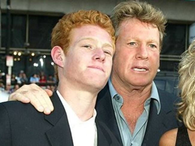 Arrestan a hijo de Ryan O'Neal por posesión de drogas