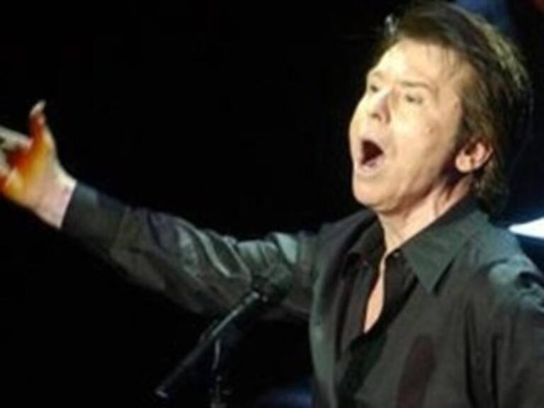 Iniciará Raphael gira de conciertos en México