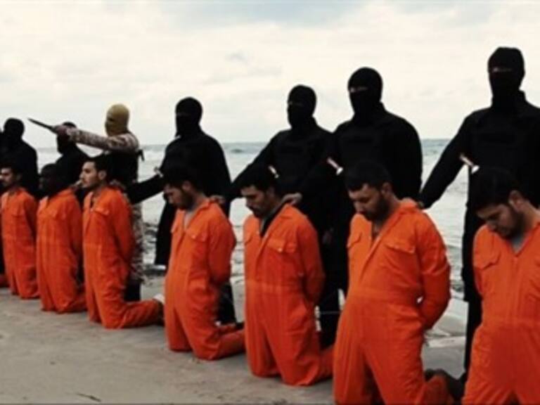 Asesina el EI a 21 egipcios