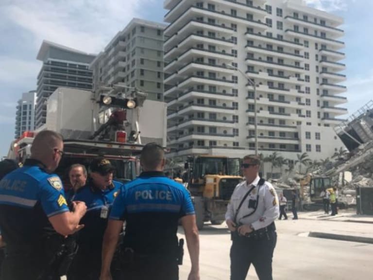 Colapso de edificio en Miami deja un herido