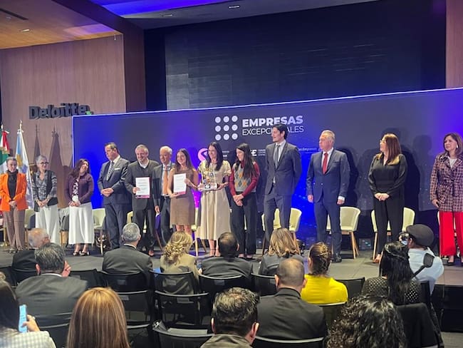 Empresas requieren certidumbre jurídica para seguir generando empleos: Consejo de la Comunicación