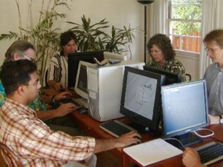 Hay 32.8 millones de usuarios de Internet en México: INEGI
