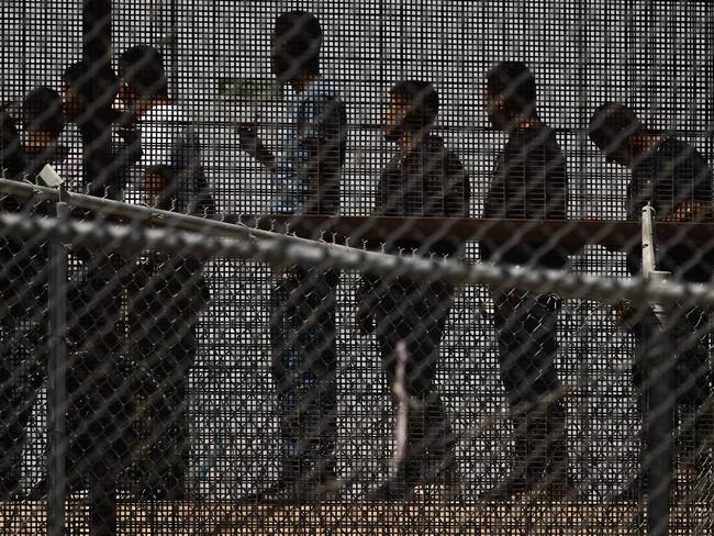 “Es discriminatorio, va a generar abuso”, acusa Sheinbaum por ley SB4 en Texas