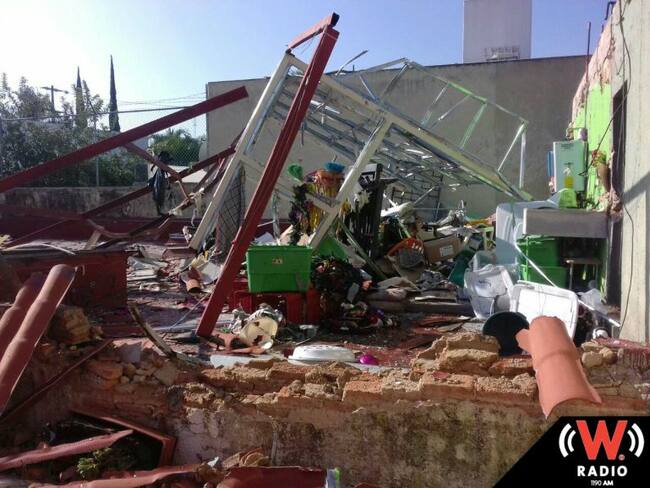 Fuga de gas daña viviendas en Zapopan