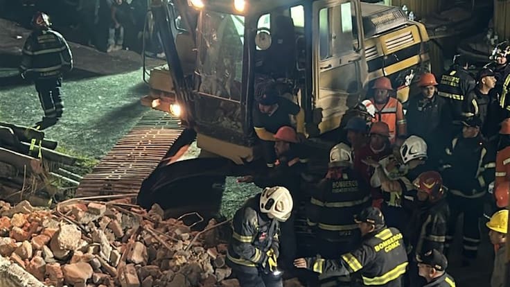 Localizan a una segunda víctima tras derrumbe en San Antonio Abad en CDMX