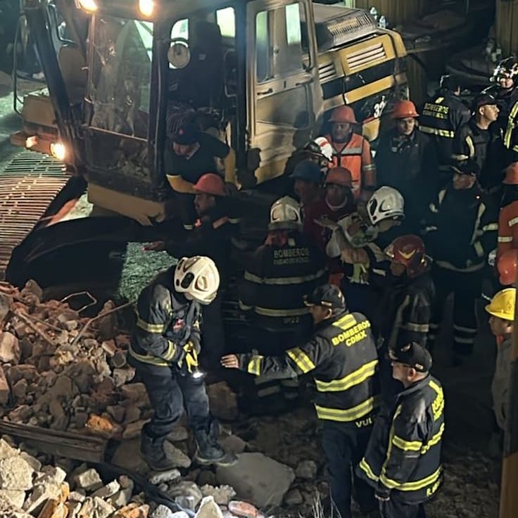 Localizan a una segunda víctima tras derrumbe en San Antonio Abad en CDMX