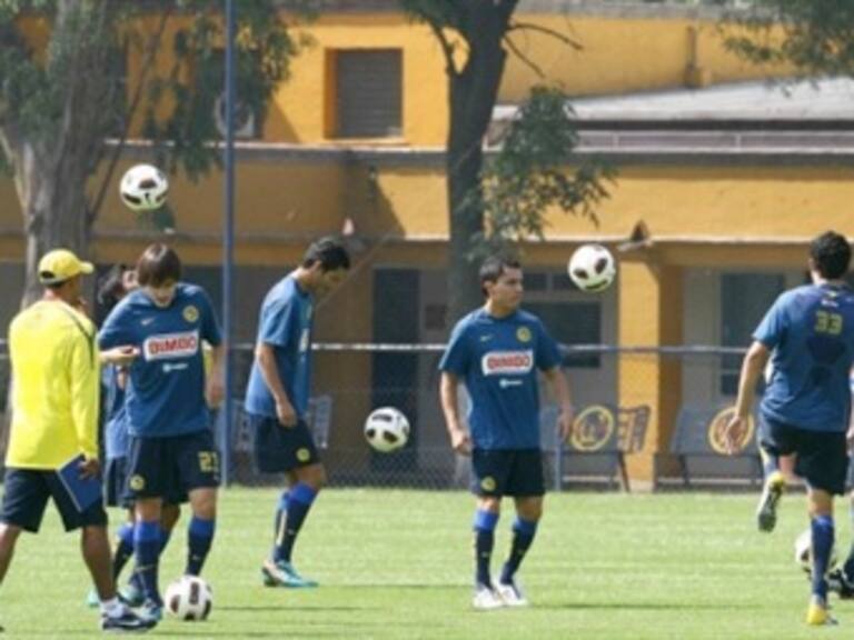 En América sólo se definió lo que esperan del plantel: Molina