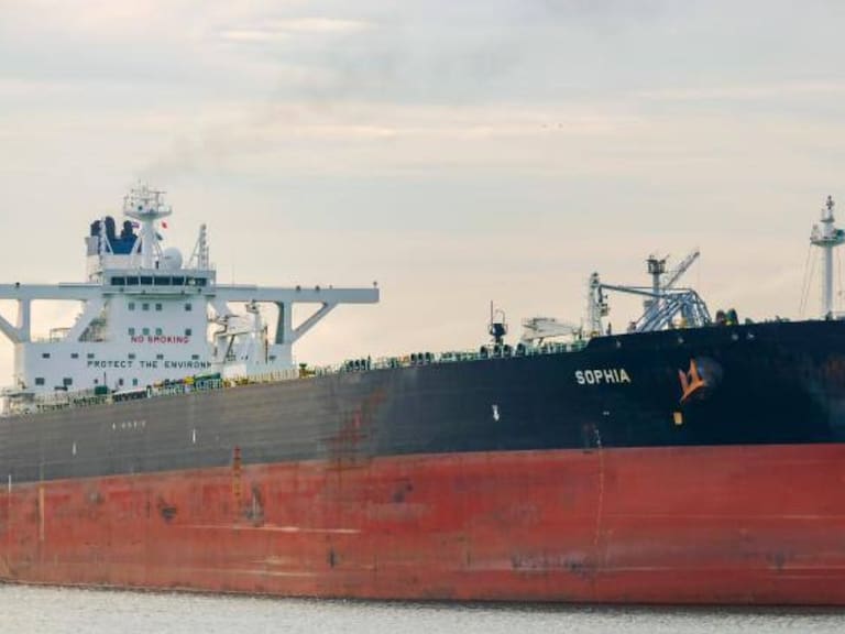 Estados Unidos confirma devolución de petróleo incautado a Venezuela.