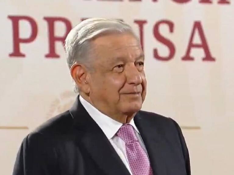 ¡Zafo! Rechaza AMLO iniciativa de Morena de pase directo al Senado
