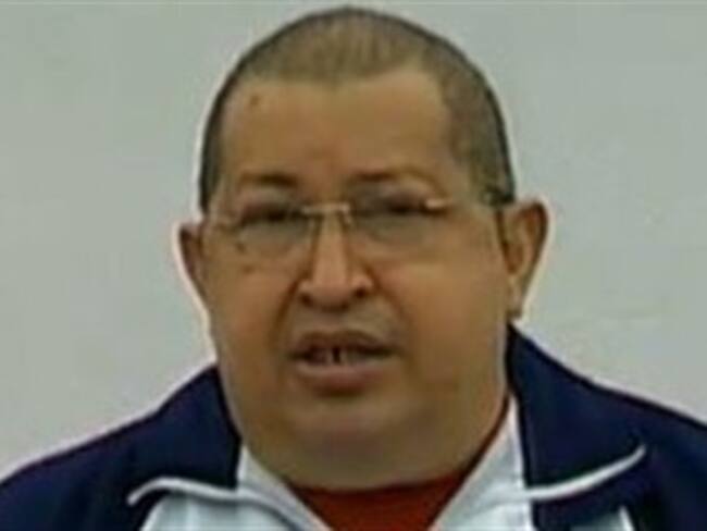 Felicita Raúl Castro a Chávez por su reelección