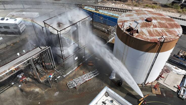 Emergencia química en California: tanque con material inflamable podría explotar en Garden Grove