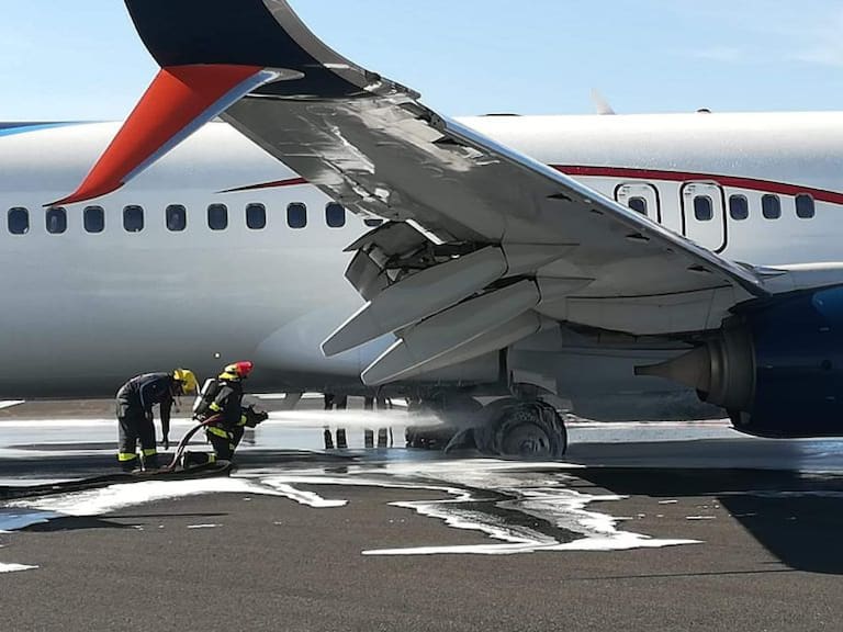 Avión de Aeroméxico aterriza de emergencia