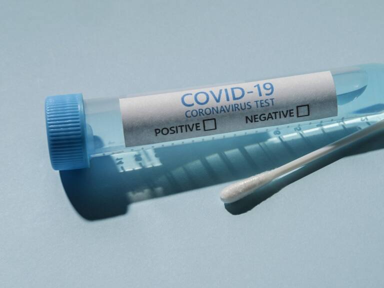 'Perro del infierno', la variante de Covid que no es tan mala como suena