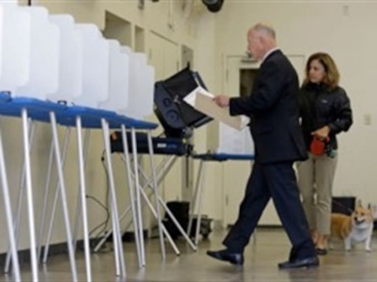 Abren casillas para elecciones primarias en California