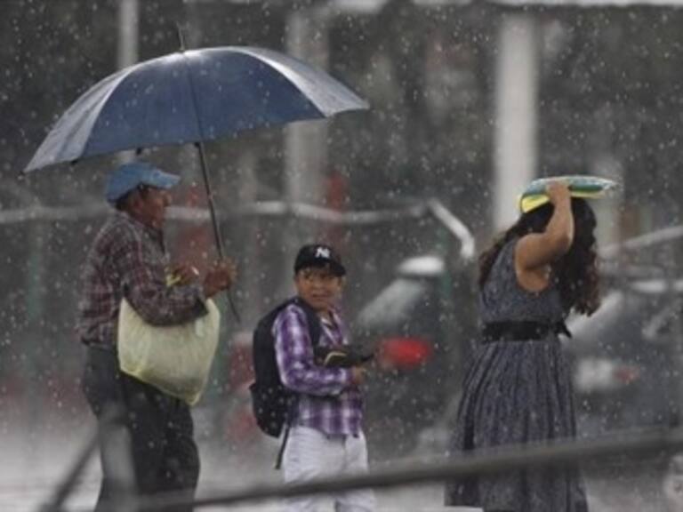 Suspenden clases en más de dos mil escuelas de Puebla por 'Barry'