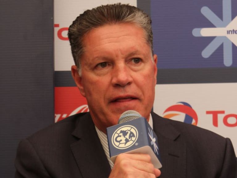 Ricardo Peláez renuncia al América