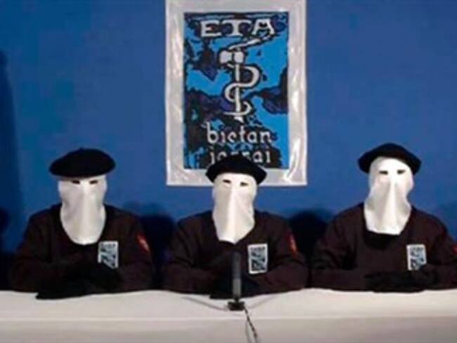 Con ETA desaparece problema más trágico de democracia: El País