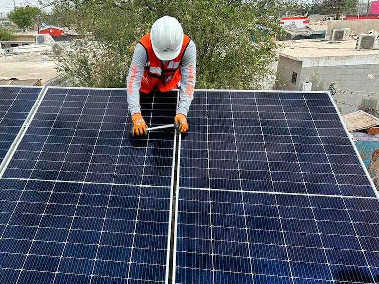 MX- La implementación de estos sistemas permitirá a las familias beneficiarias obtener ahorros de hasta 85 por ciento en el consumo de energía eléctrica